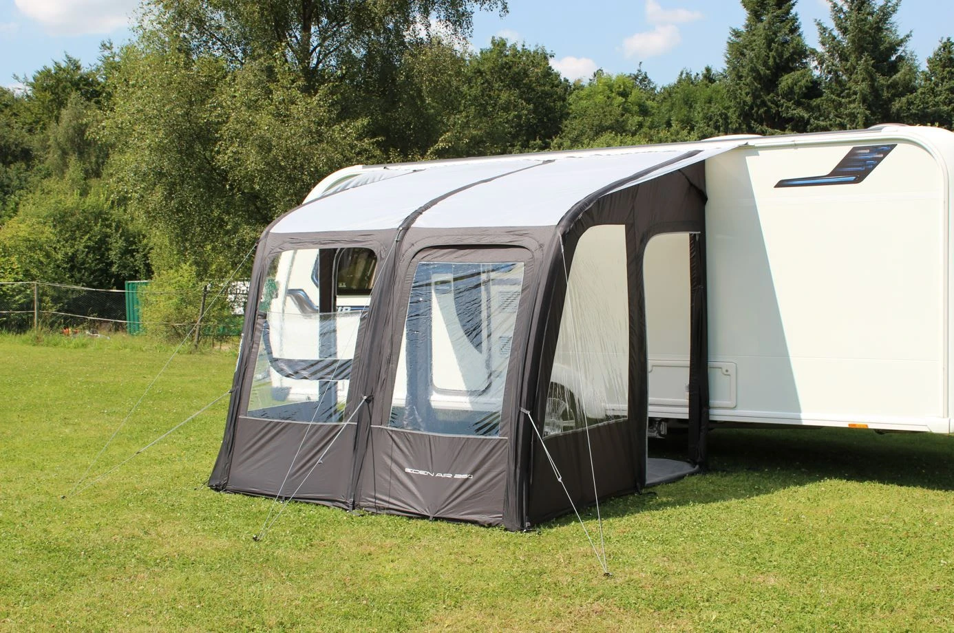 Outdoor Revolution Eden Air 260 Caravan Awning - Image 5